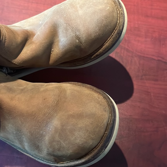 💥Discount 💥UGG Tall Boots - Picture 4 of 11